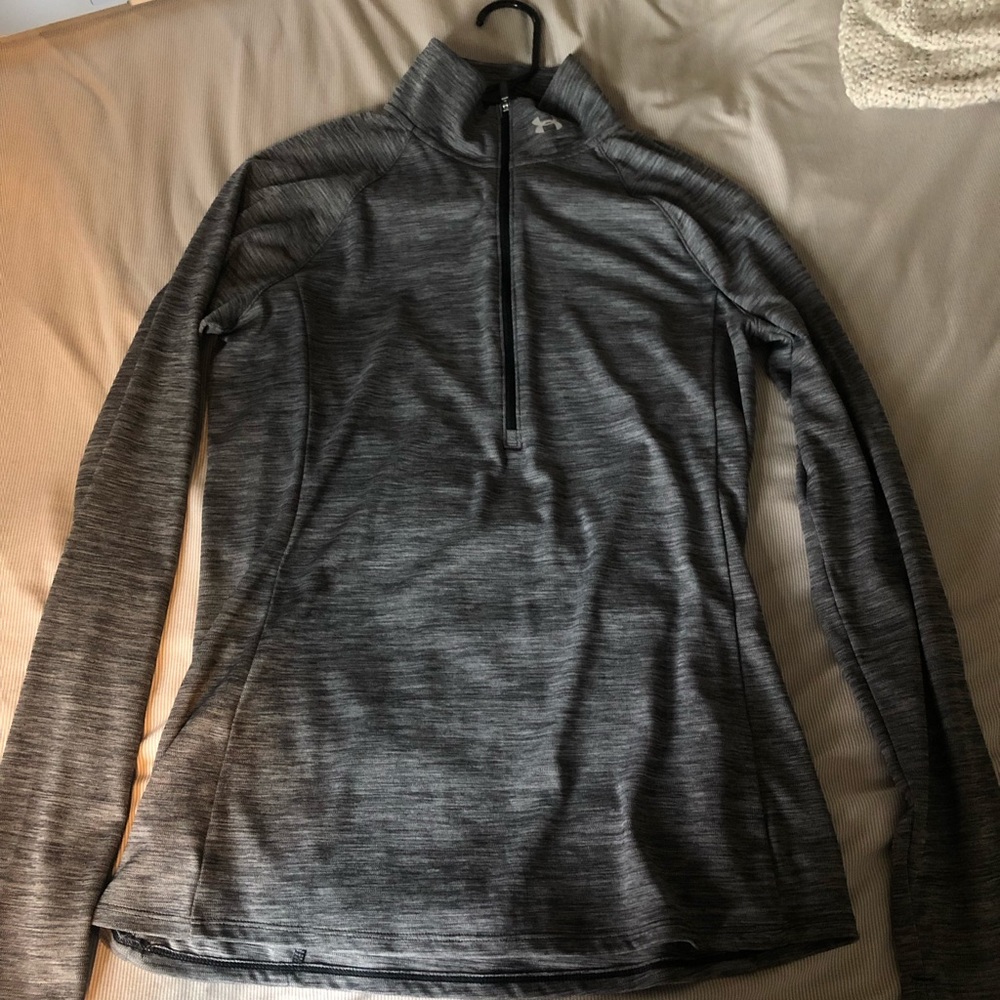 Under armor sweatshirt